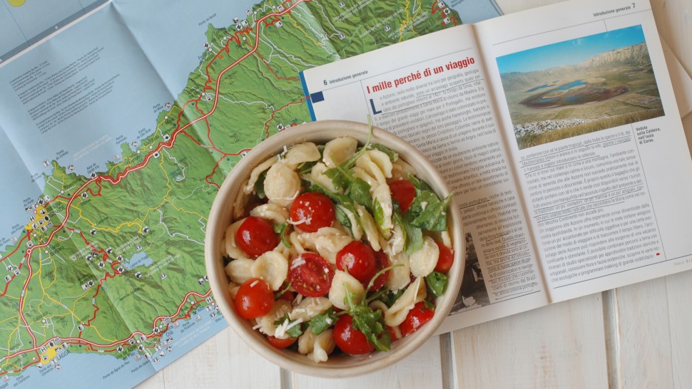 orecchiette con rucola pomodorini e ricotta